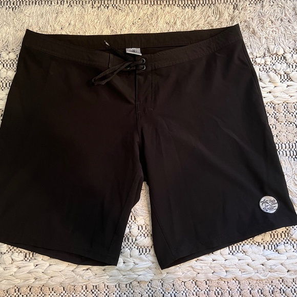 Body Glove Vapor Black Board Shorts Swim Trunks Size XL Surf Like New - Picture 11 of 12